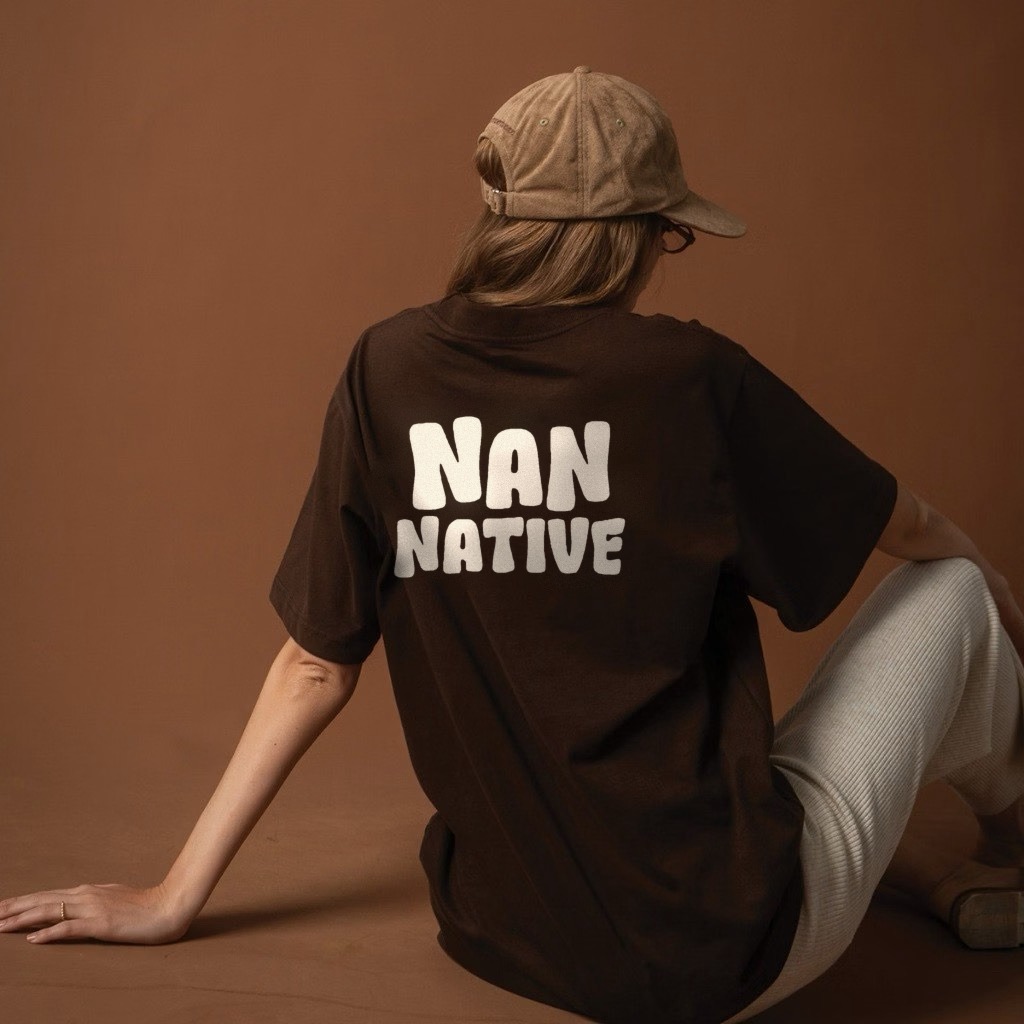 เสื้อยืด Nan Native สีน้ำตาล